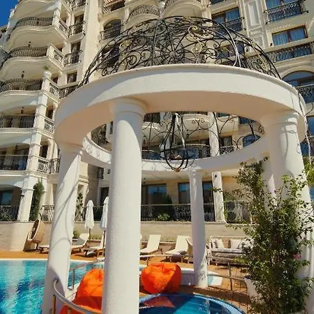 луксозен апартамент с 2 спални в Harmony Suites 11 דירה