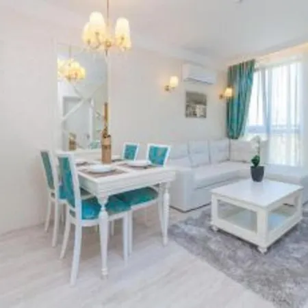 луксозен апартамент с 2 спални в Harmony Suites 11 *